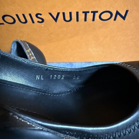NIB Louis Vuitton Archlight Pump Monogram Stiletto Heel Pointed Toe 38 (US 8) - Picture 7 of 14